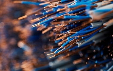 Bild: Sichern Sie mit uns Ihre Kabel & Leitungen!